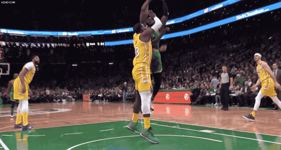 罗马诺：萨拉赫缺席欧冠为斯洛特和管理层共同决定（罗马诺：萨拉赫无缘欧冠，决定由斯洛特与管理层共同作出）