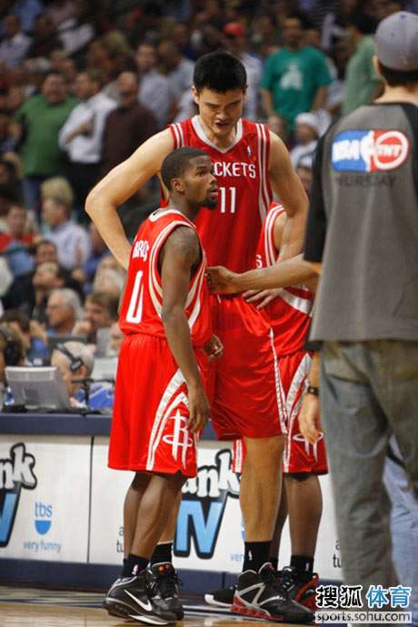 薪资专家：独行侠有资格为莱夫利申请伤病特例（薪资专家称独行侠已具备为莱夫利申请伤病特例资格）