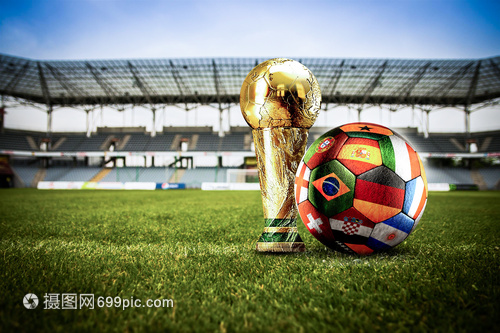 越媒：越南归化30岁原巴西籍中卫古斯塔沃，他将改名为杜飞龙（越南媒体：30岁前巴西籍中卫古斯塔沃入籍越南，更名杜飞龙）