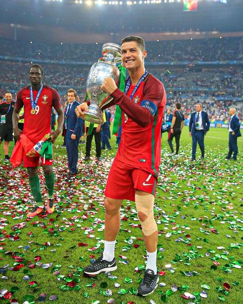 NBA季后赛展望：东部、西部首轮对阵,（NBA季后赛前瞻：东西部首轮对决一览）