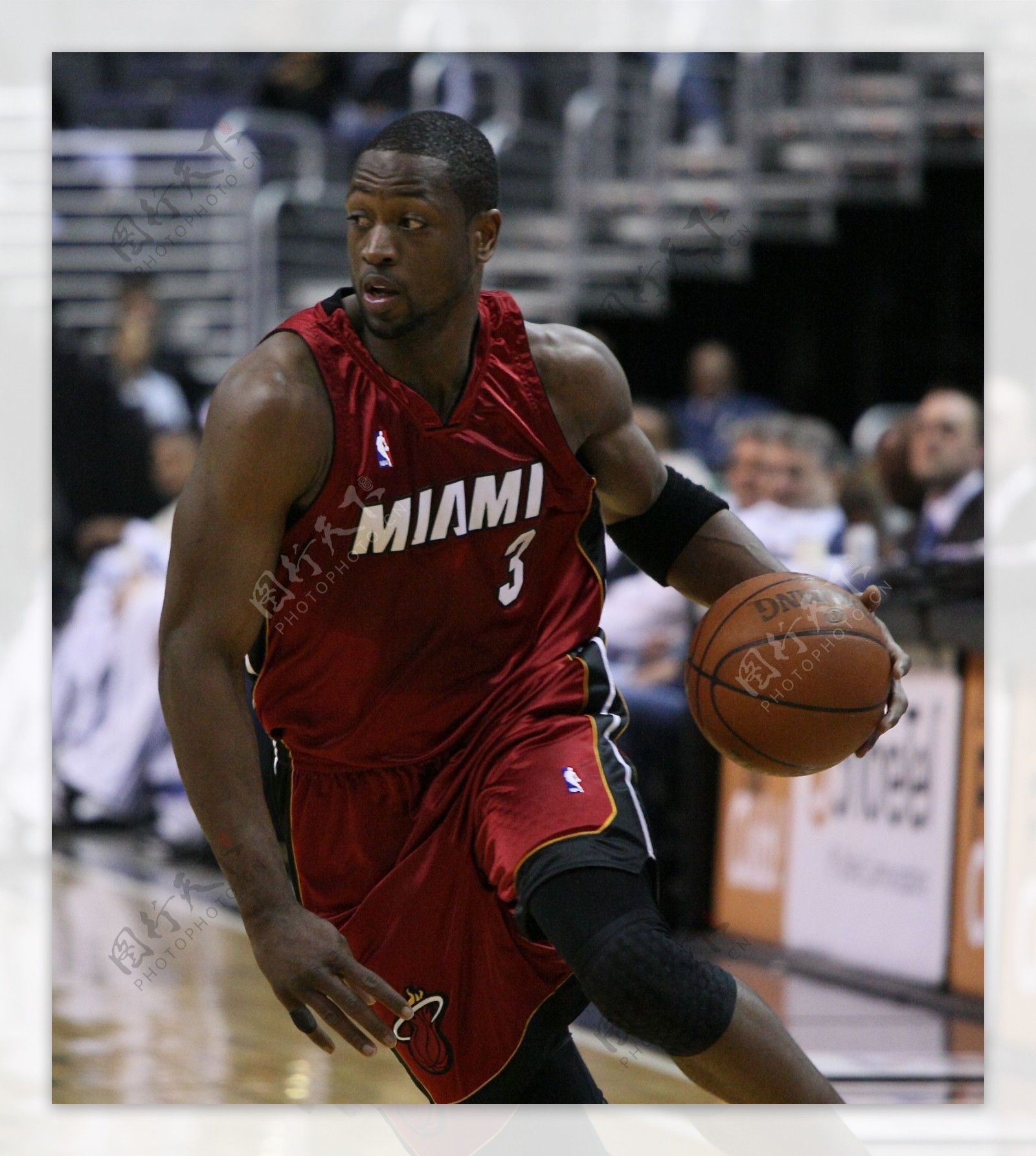 格拉斯纳：利物浦？我会在下个月开启和水晶宫的续约谈判（格拉斯纳回应利物浦传闻：下月将与水晶宫启动续约谈判）