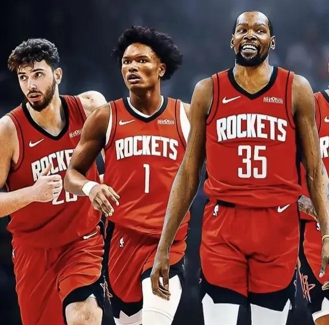 记者：加拉塔萨雷希望免费租借萨拉赫，合同半年800万欧（报道：加拉塔萨雷拟零租金租借萨拉赫，半年合约800万欧元）