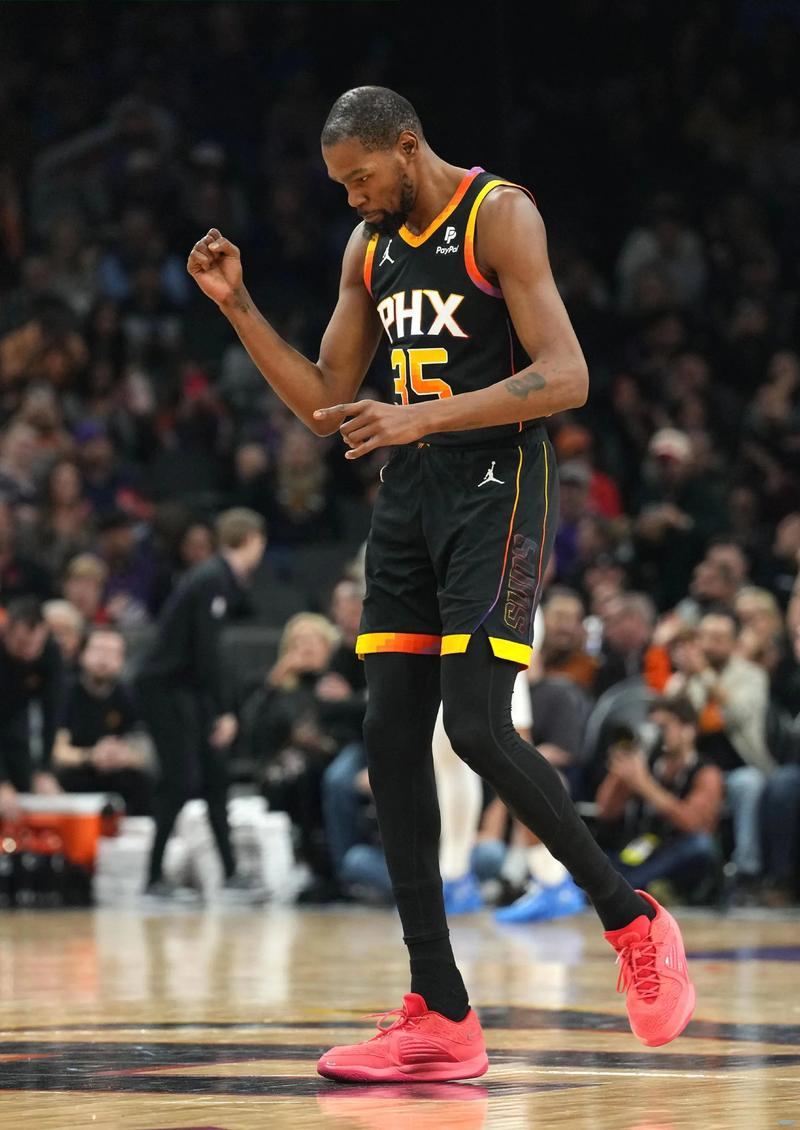 国家狄龙：花哨可爱那不是我的风格 硬朗作风才是取胜之道（国家狄龙：拒绝花哨可爱，硬朗风格才是制胜之道）