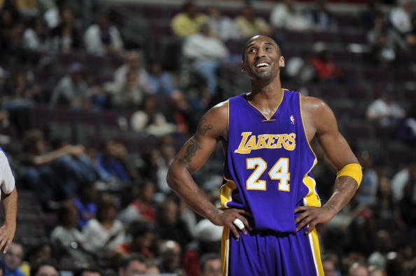 英超-阿森纳4-0狼队：首尾大战，有悬念吗｜前瞻（英超前瞻：首尾对决，阿森纳战狼队还有悬念？）