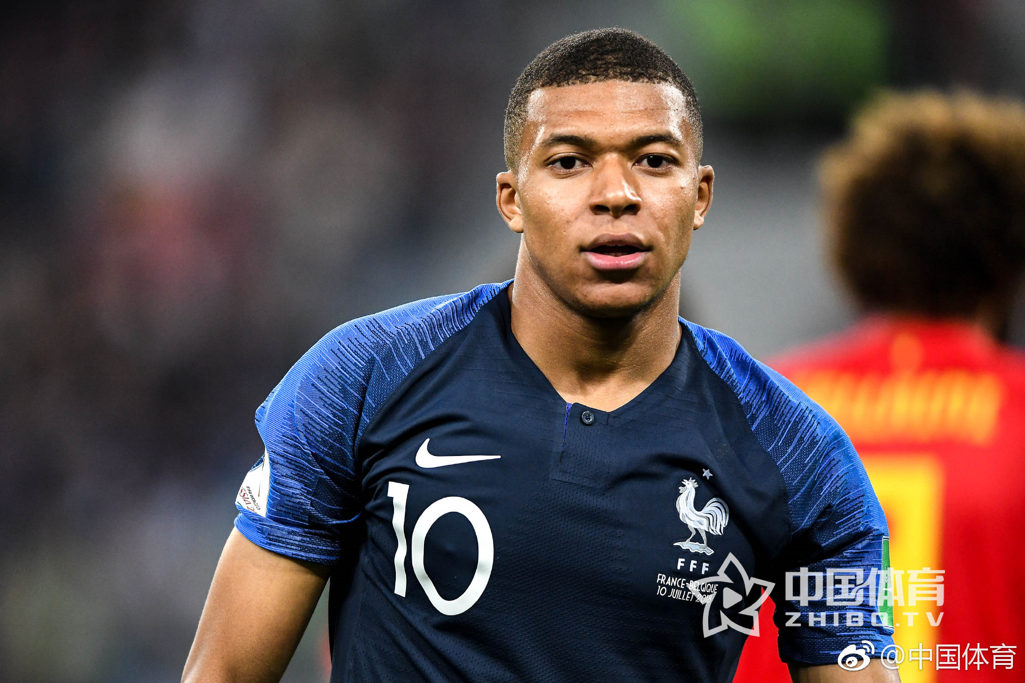 不看好邵佳一执教国足❗详细介绍邵佳一履历❗（邵佳一执教国足前景存疑：履历详解）