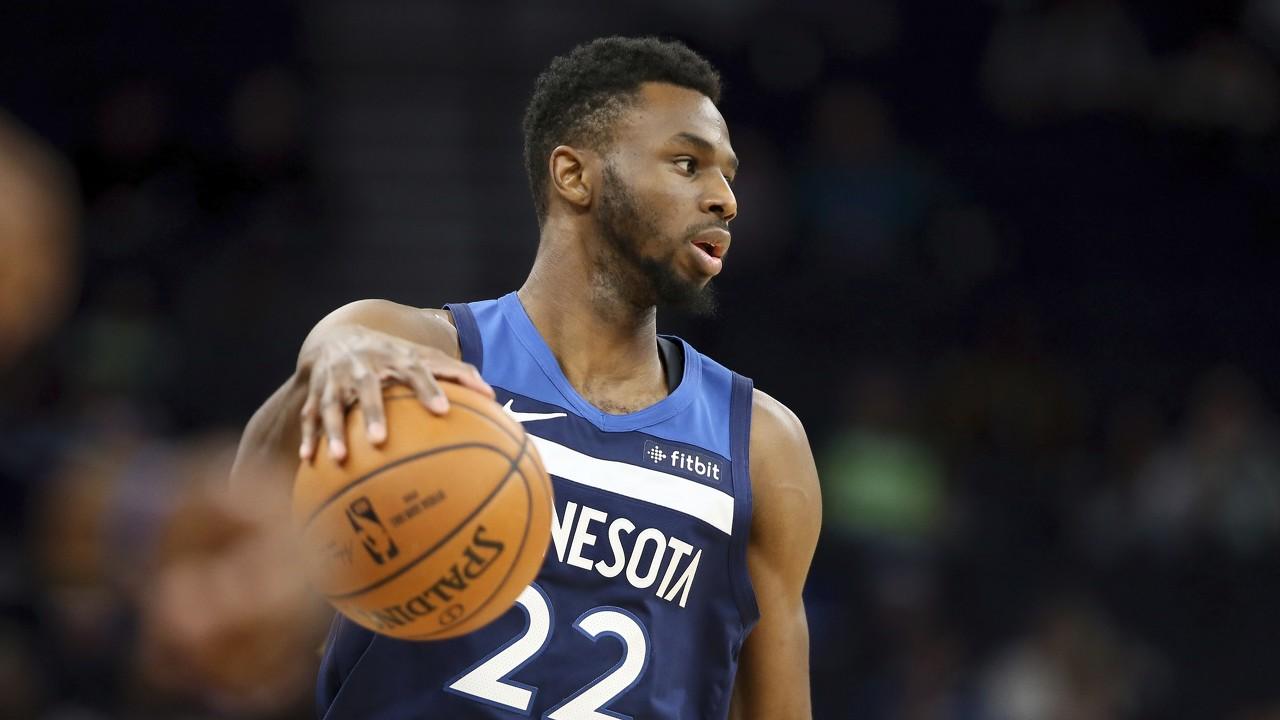 天空体育：齐尔克泽希望留在曼联，红魔也没有积极出售他（天空体育：齐尔克泽愿留曼联，红魔暂无出售意愿）