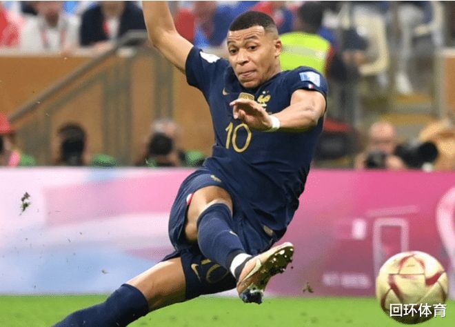 梅西：斯卡洛尼总是充满激情；阿根廷拥有很多非凡的球员（梅西盛赞斯卡洛尼激情四射：阿根廷坐拥众多杰出球员）