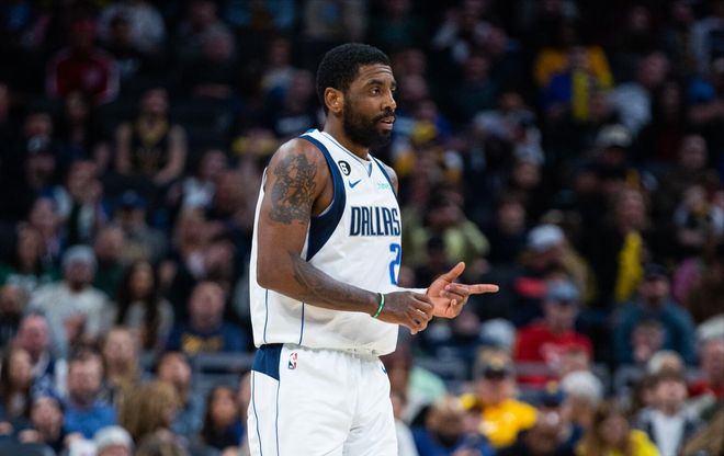 湖人官方：詹姆斯因左脚伤病管理，明日比赛出战成疑（湖人通告：因左脚伤病管理，詹姆斯明日出场成疑）