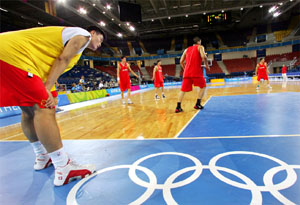 记者：申花今天下午飞赴天津，于汉超、戴伟浚等人随队出征（记者：申花今日下午飞往天津，于汉超、戴伟浚等随队出发）