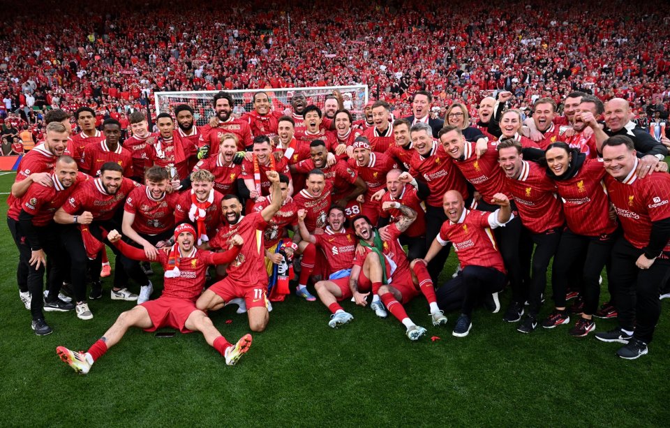 中甲战报：阿卜杜瓦哈普戴帽，陕西联合5-1送广西平果降级（中甲快讯：阿卜杜瓦哈普帽子戏法，陕西联合5-1大胜送广西平果降级）